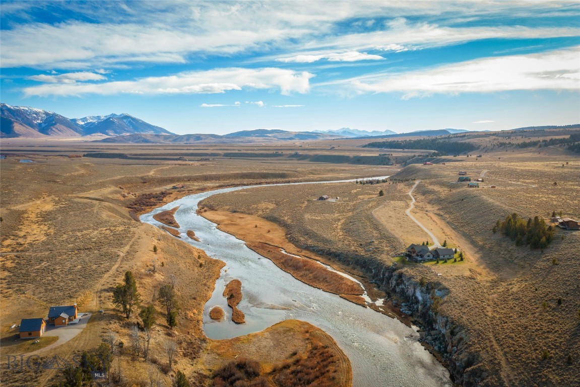 Pine Butte Ranch - Madison County - Residential