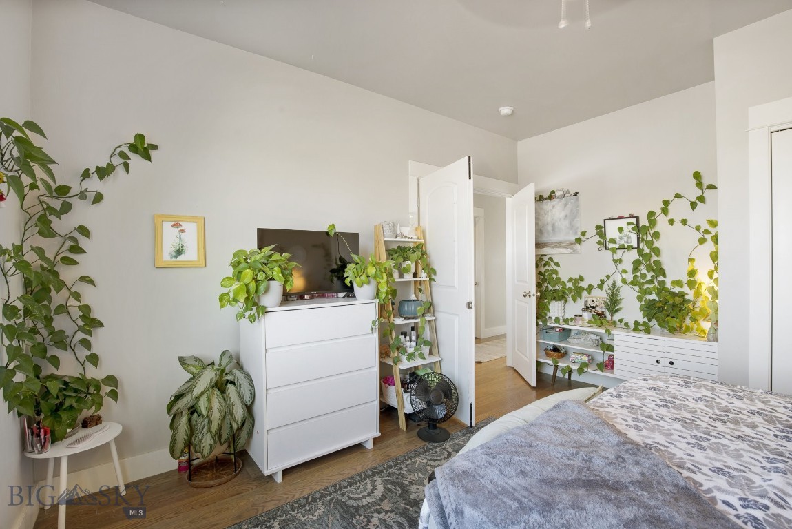 Bozeman, Montana 59718, United States, 4 Bedrooms Bedrooms, ,3 BathroomsBathrooms,Residential,Pending,61447