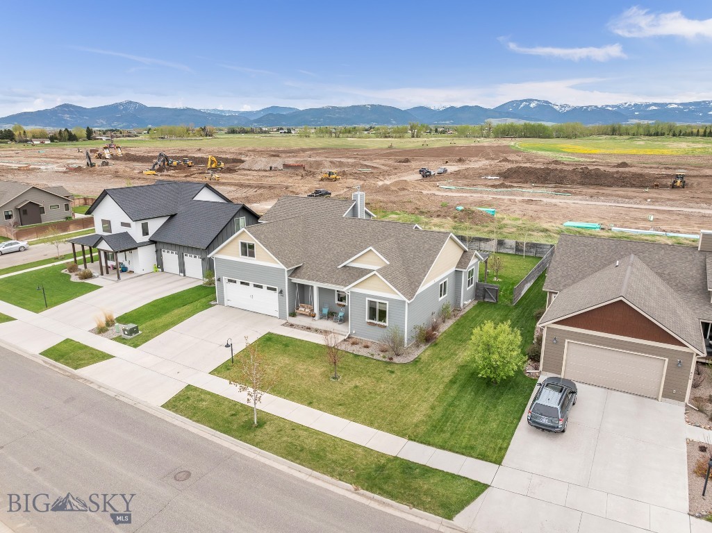 Bozeman, Montana 59718, United States, 4 Bedrooms Bedrooms, ,3 BathroomsBathrooms,Residential,Pending,61447