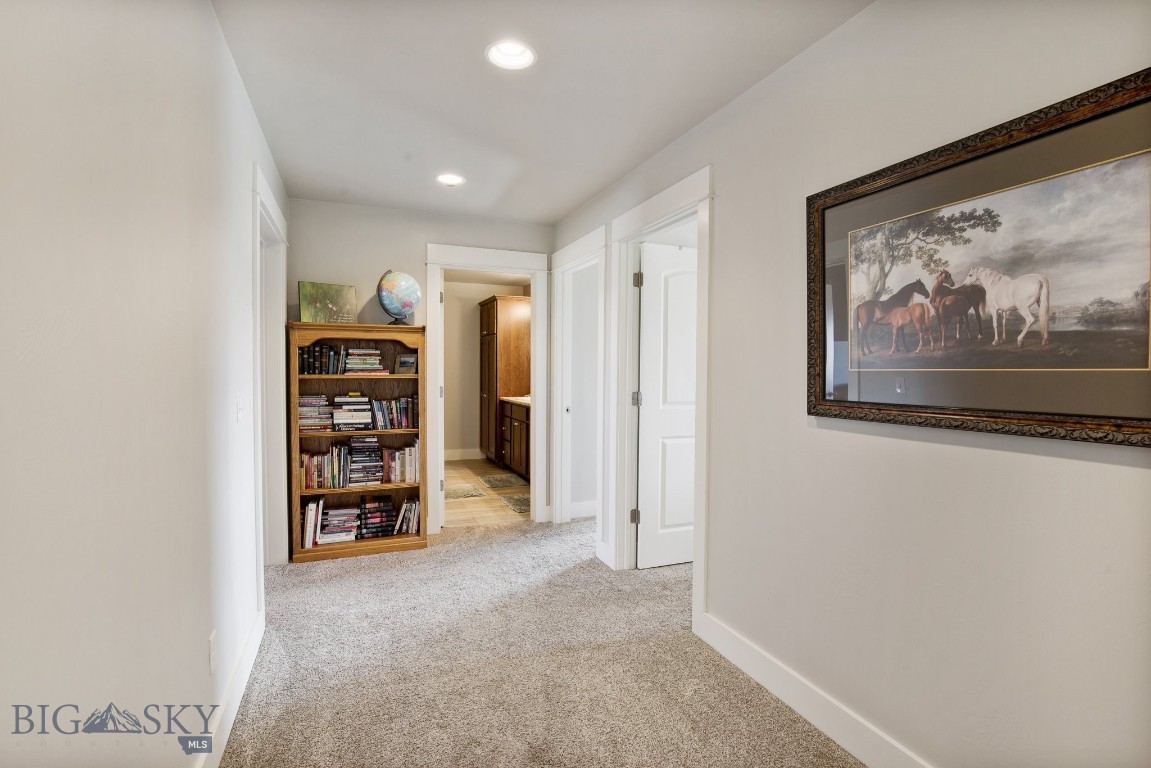 Bozeman, Montana 59718, United States, 4 Bedrooms Bedrooms, ,3 BathroomsBathrooms,Residential,Pending,61447