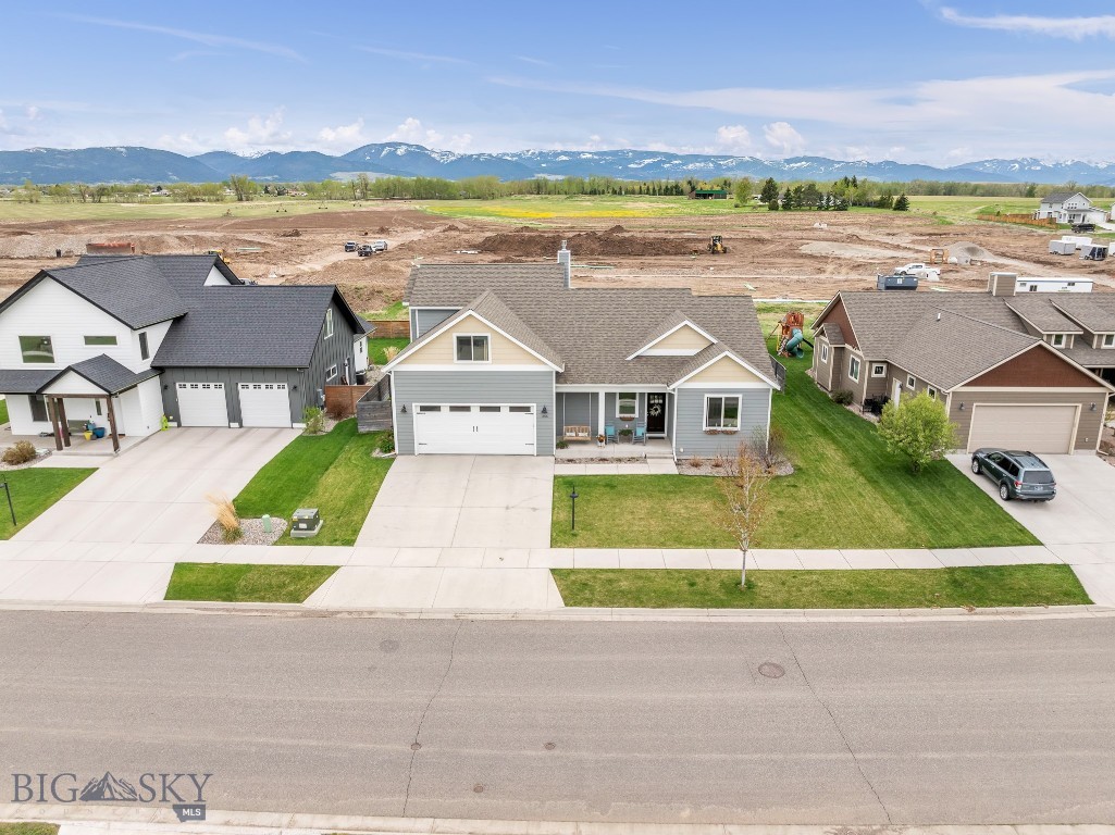 Bozeman, Montana 59718, United States, 4 Bedrooms Bedrooms, ,3 BathroomsBathrooms,Residential,Pending,61447