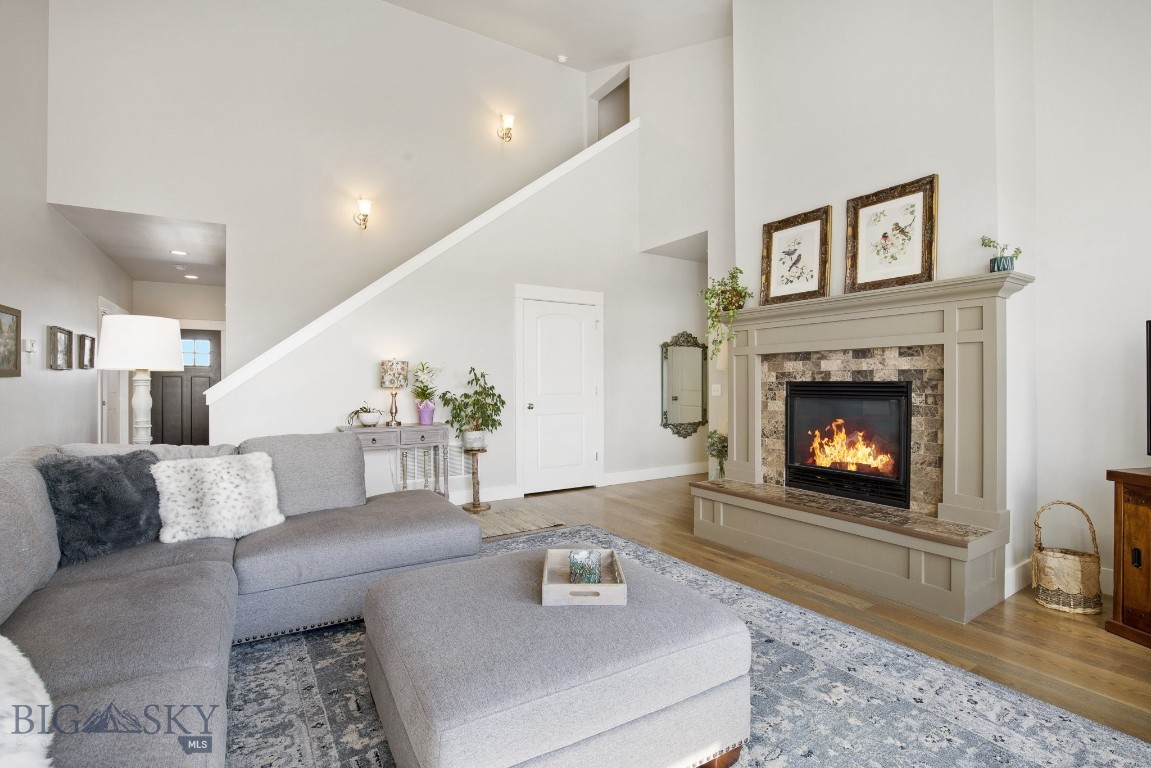 Bozeman, Montana 59718, United States, 4 Bedrooms Bedrooms, ,3 BathroomsBathrooms,Residential,Pending,61447