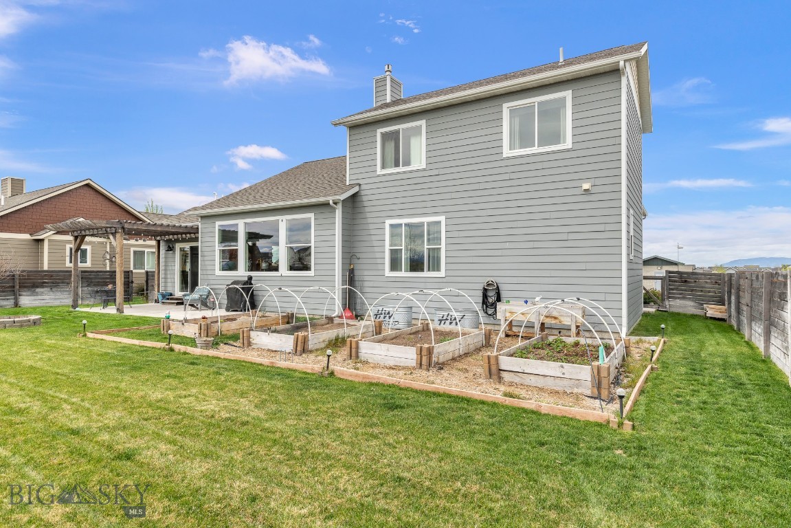 Bozeman, Montana 59718, United States, 4 Bedrooms Bedrooms, ,3 BathroomsBathrooms,Residential,Pending,61447