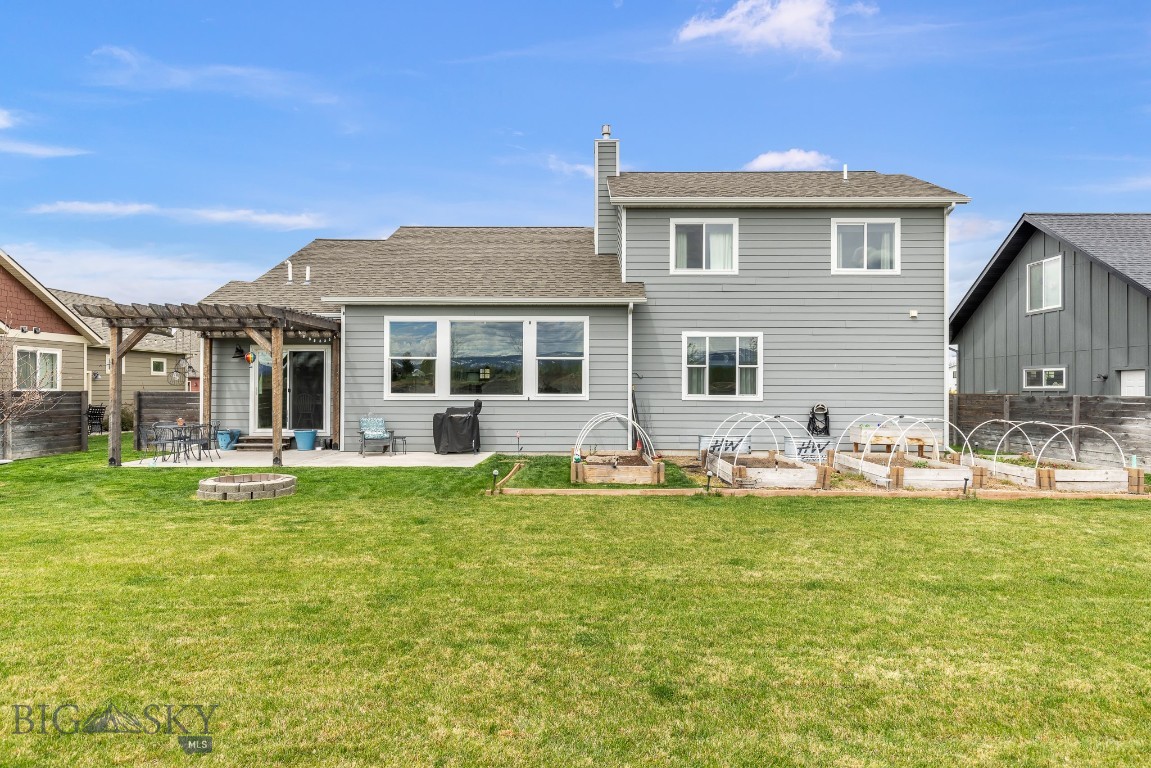 Bozeman, Montana 59718, United States, 4 Bedrooms Bedrooms, ,3 BathroomsBathrooms,Residential,Pending,61447