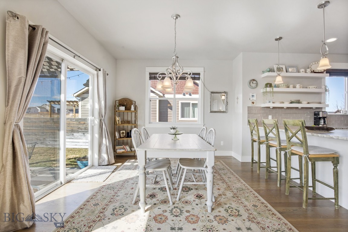 Bozeman, Montana 59718, United States, 4 Bedrooms Bedrooms, ,3 BathroomsBathrooms,Residential,Pending,61447