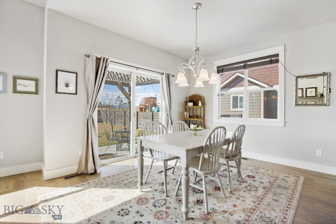 Bozeman, Montana 59718, United States, 4 Bedrooms Bedrooms, ,3 BathroomsBathrooms,Residential,Pending,61447