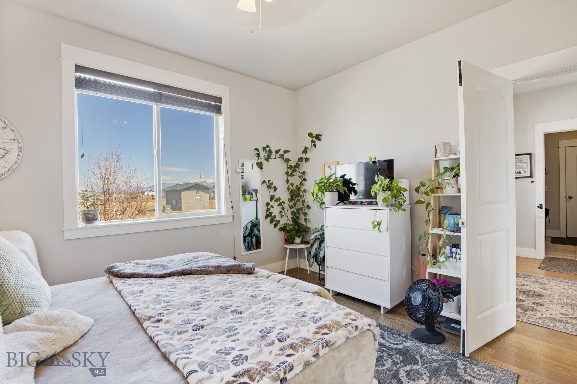 Bozeman, Montana 59718, United States, 4 Bedrooms Bedrooms, ,3 BathroomsBathrooms,Residential,Pending,61447