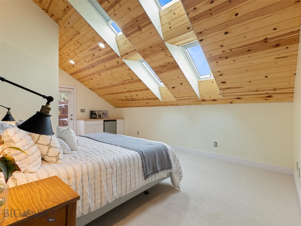 Livingston, Montana 59047, United States, 3 Bedrooms Bedrooms, ,2 BathroomsBathrooms,Residential,Contingent,56621