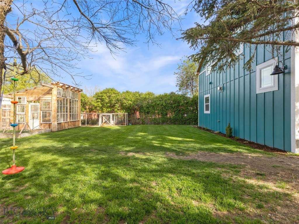 Livingston, Montana 59047, United States, 3 Bedrooms Bedrooms, ,2 BathroomsBathrooms,Residential,Contingent,56621