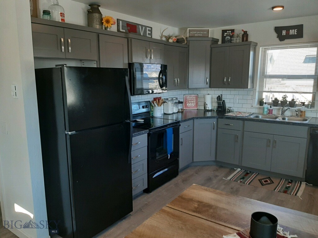 Cattail Creek - Residential