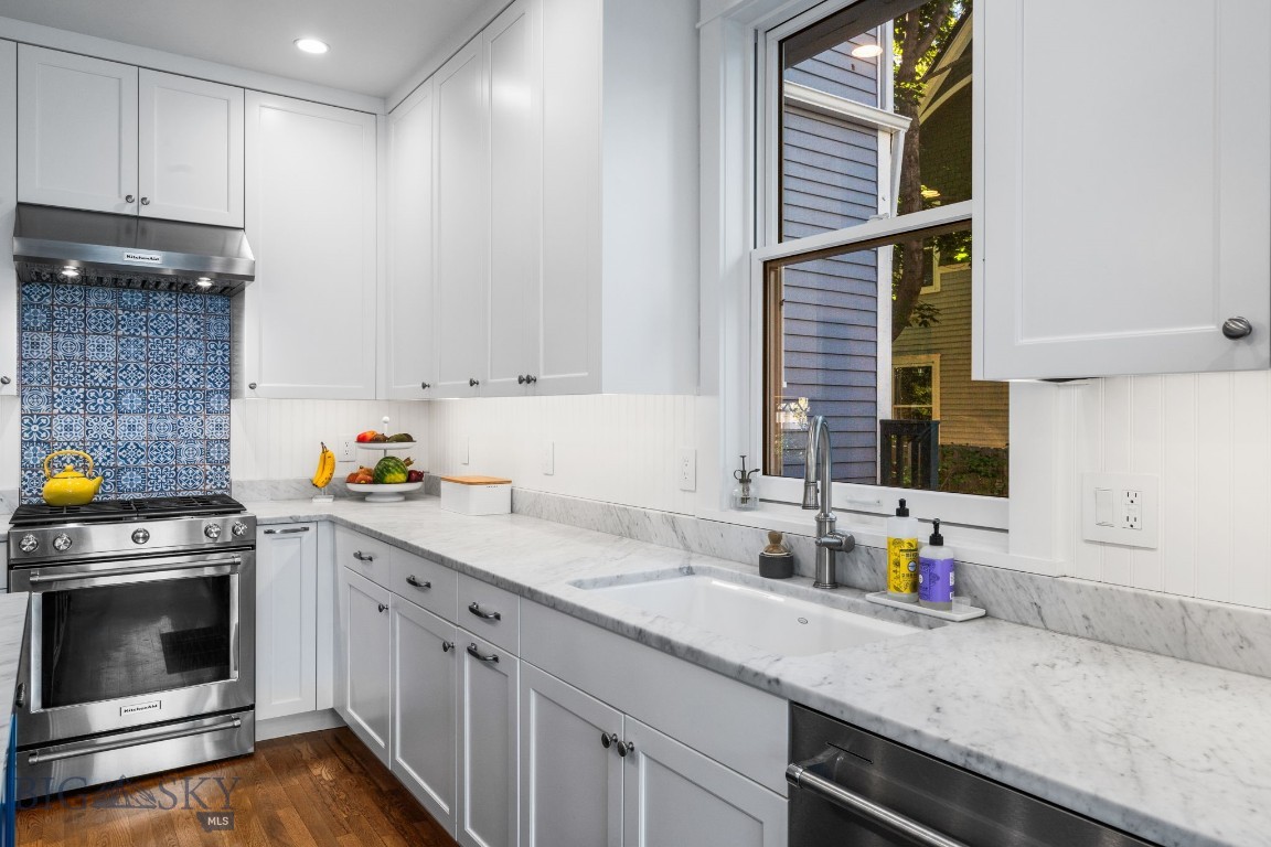 Bozeman, Montana 59715, United States, 4 Bedrooms Bedrooms, ,4 BathroomsBathrooms,Residential,Contingent,38066