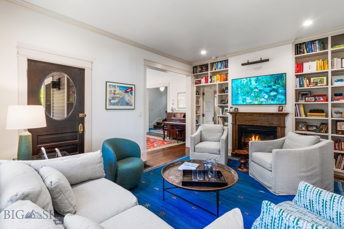 Bozeman, Montana 59715, United States, 4 Bedrooms Bedrooms, ,4 BathroomsBathrooms,Residential,Contingent,38066