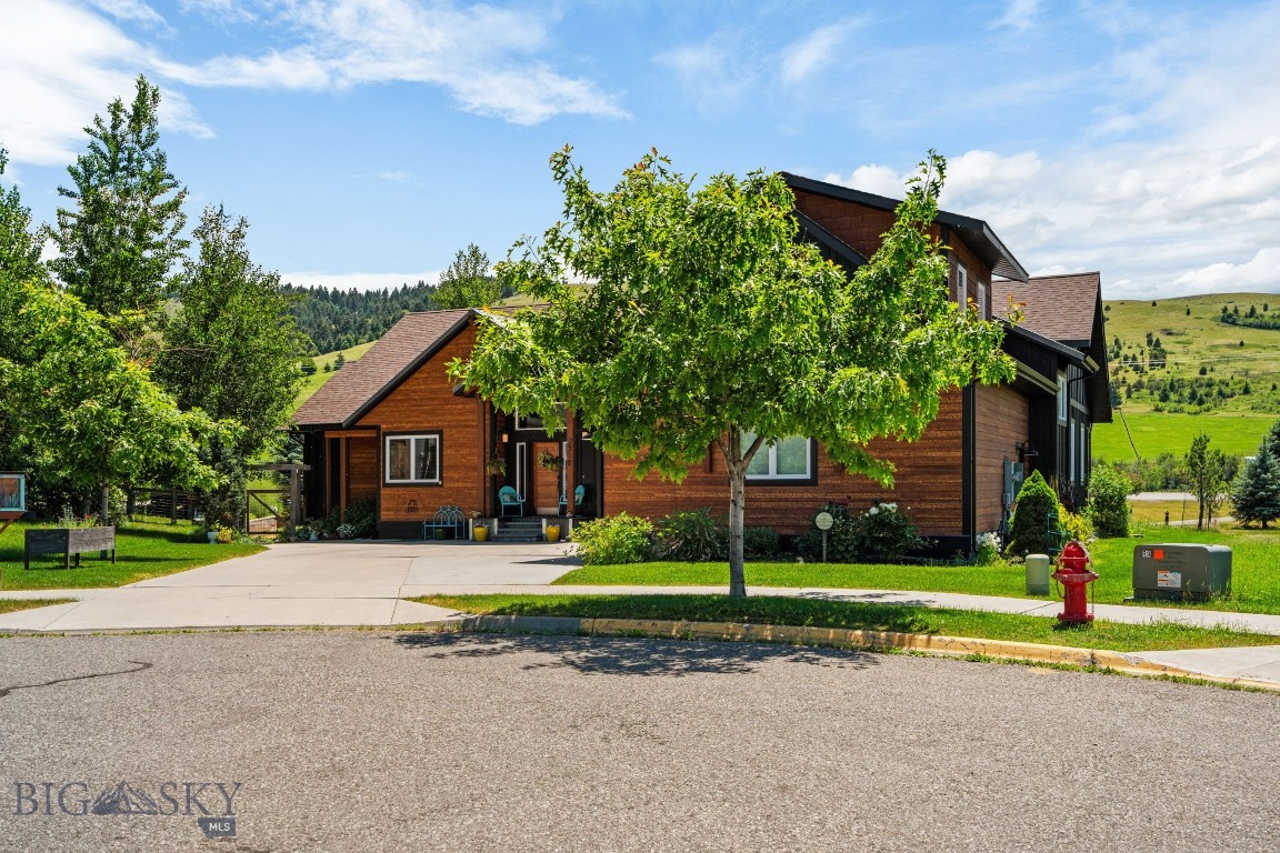 Bozeman, Montana 59715, United States, 3 Bedrooms Bedrooms, ,3 BathroomsBathrooms,Residential,Active,157281