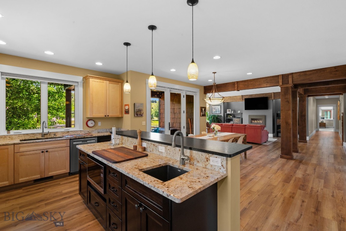 Bozeman, Montana 59715, United States, 3 Bedrooms Bedrooms, ,3 BathroomsBathrooms,Residential,Active,157281