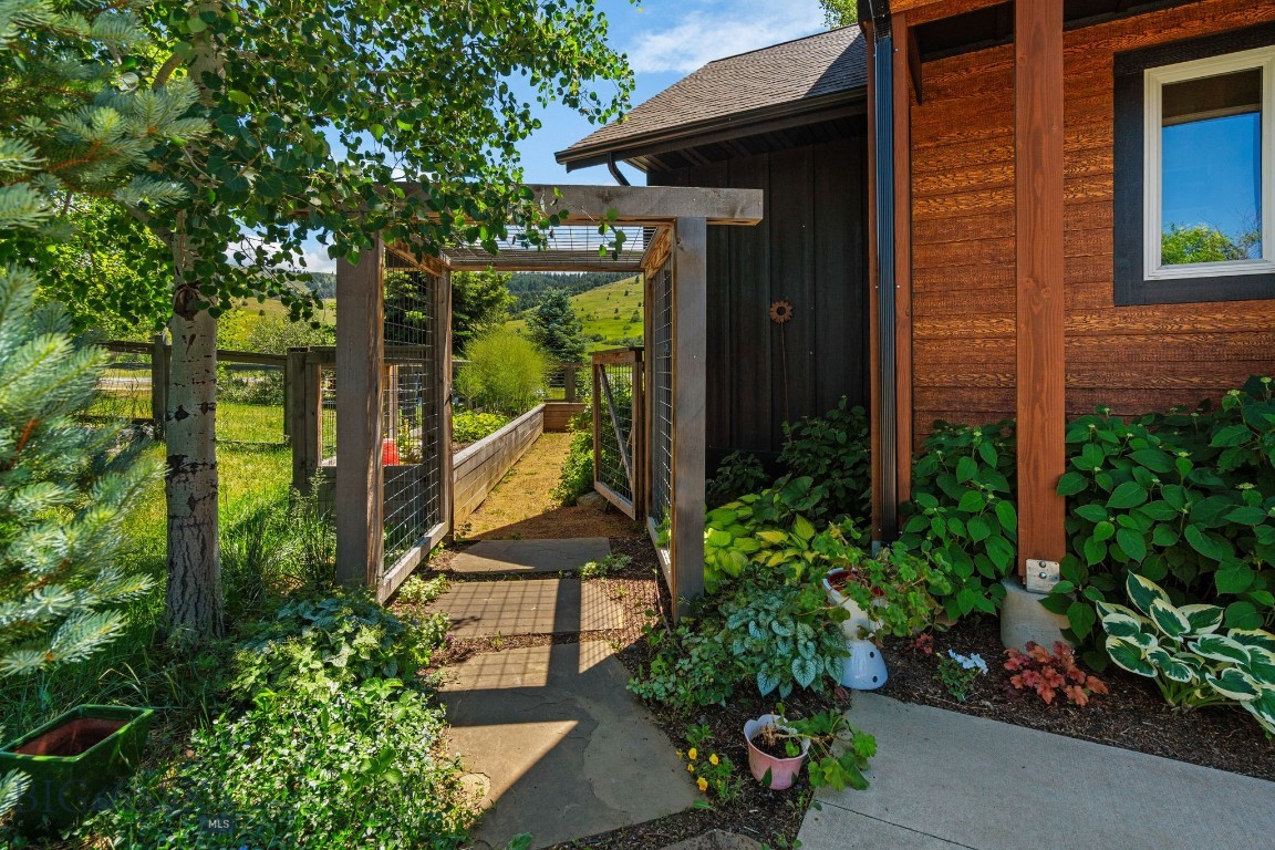 Bozeman, Montana 59715, United States, 3 Bedrooms Bedrooms, ,3 BathroomsBathrooms,Residential,Active,157281