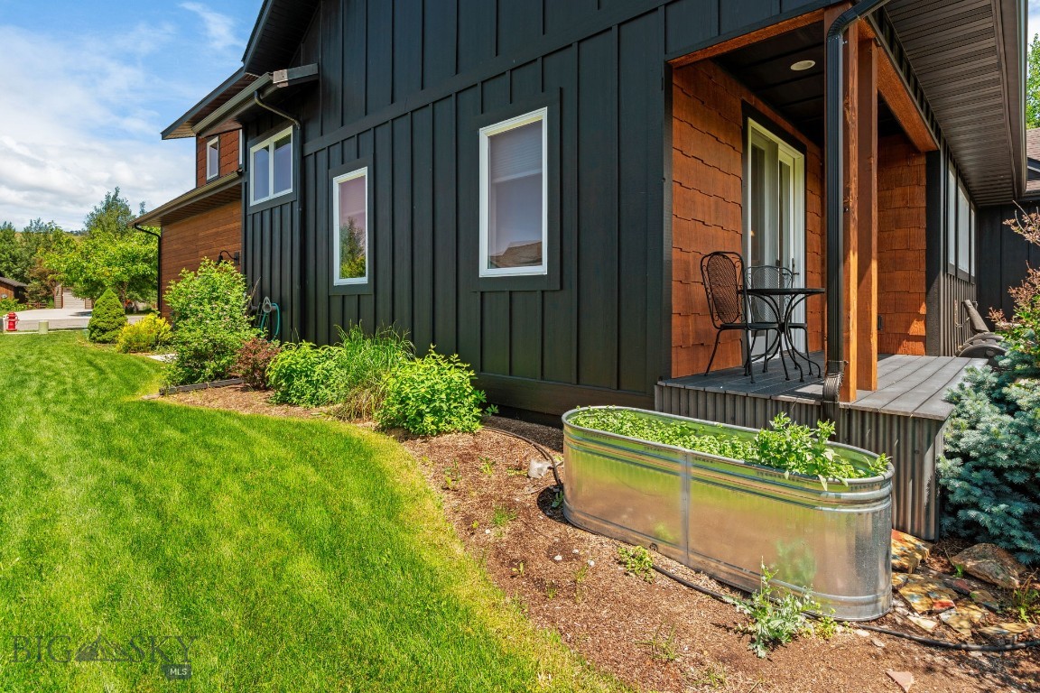 Bozeman, Montana 59715, United States, 3 Bedrooms Bedrooms, ,3 BathroomsBathrooms,Residential,Active,157281