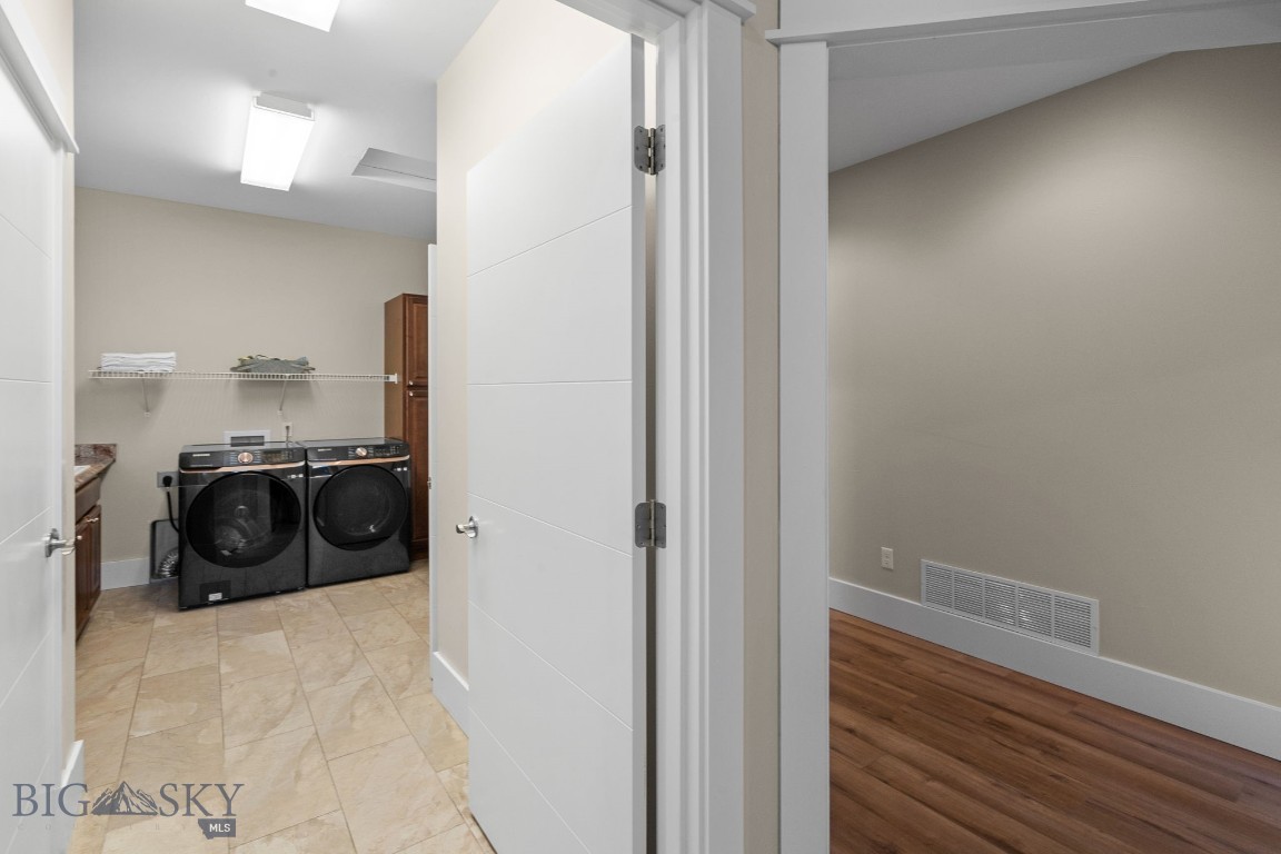 Bozeman, Montana 59715, United States, 3 Bedrooms Bedrooms, ,3 BathroomsBathrooms,Residential,Active,157281