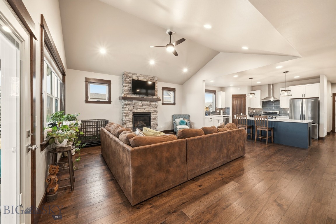 Pioneer Crossing - Residential