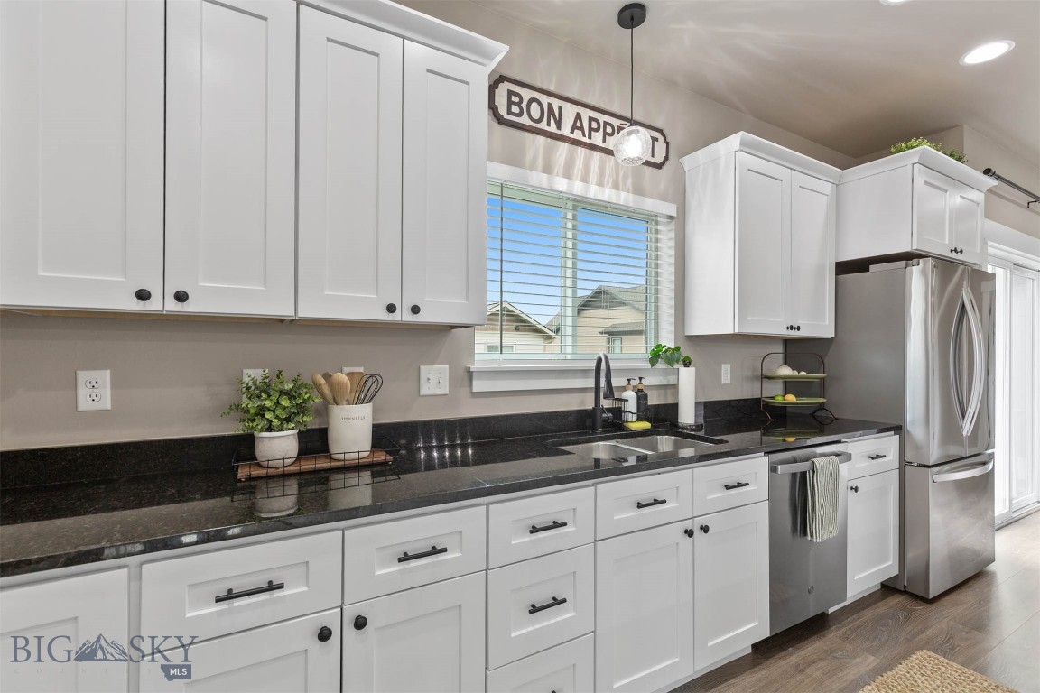 Falcon Hollow - Residential