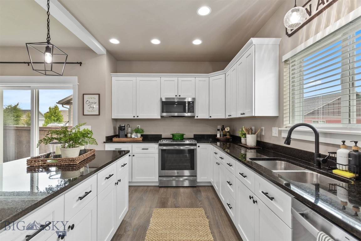 Falcon Hollow - Residential