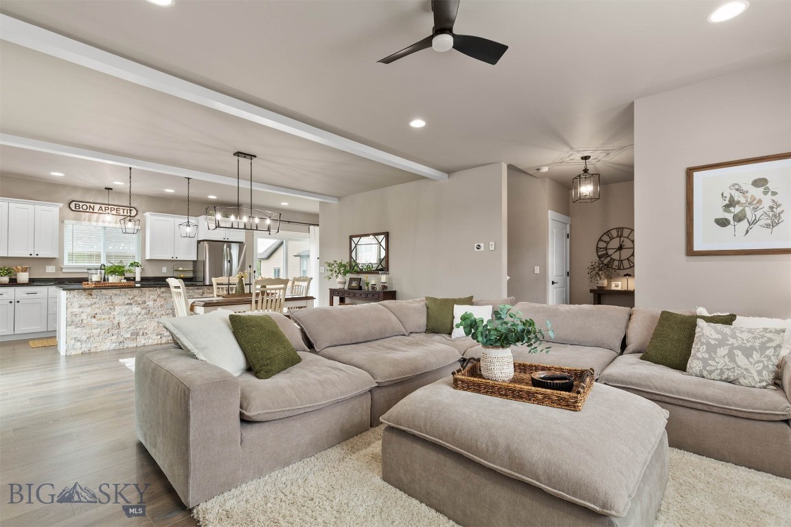 Falcon Hollow - Residential