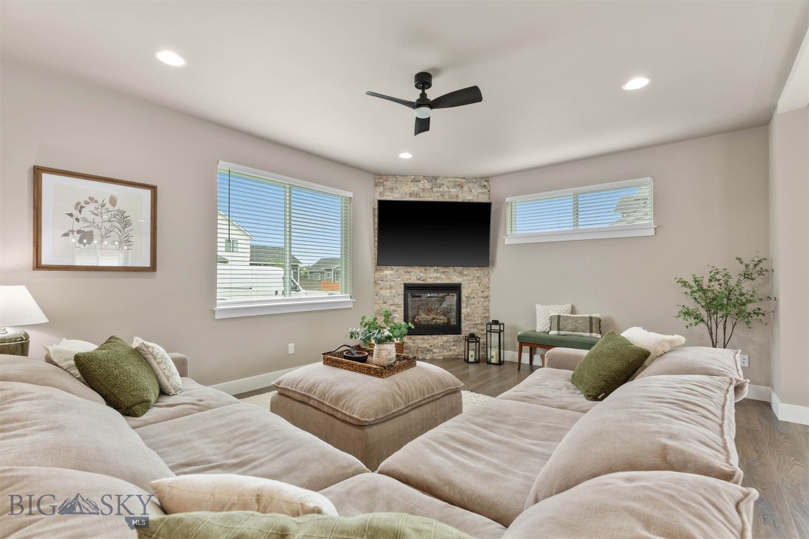 Falcon Hollow - Residential