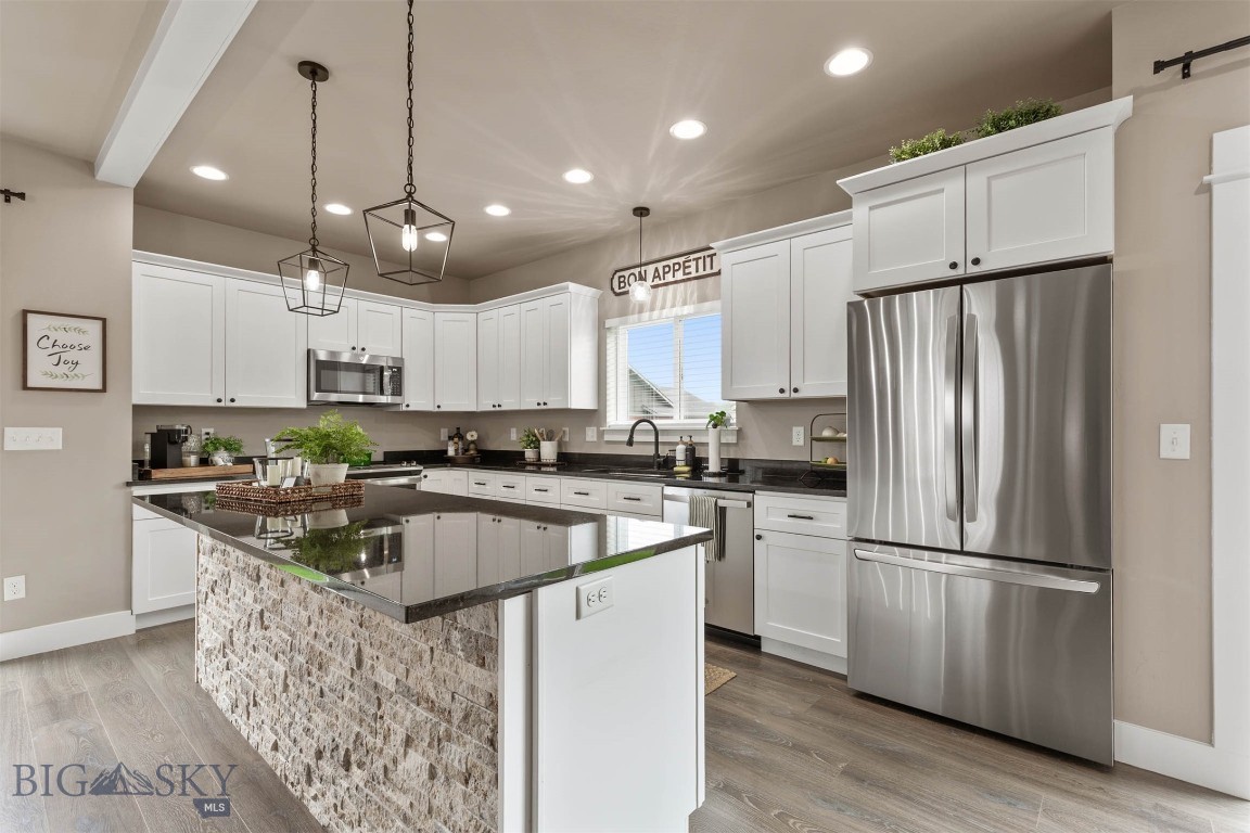 Falcon Hollow - Residential