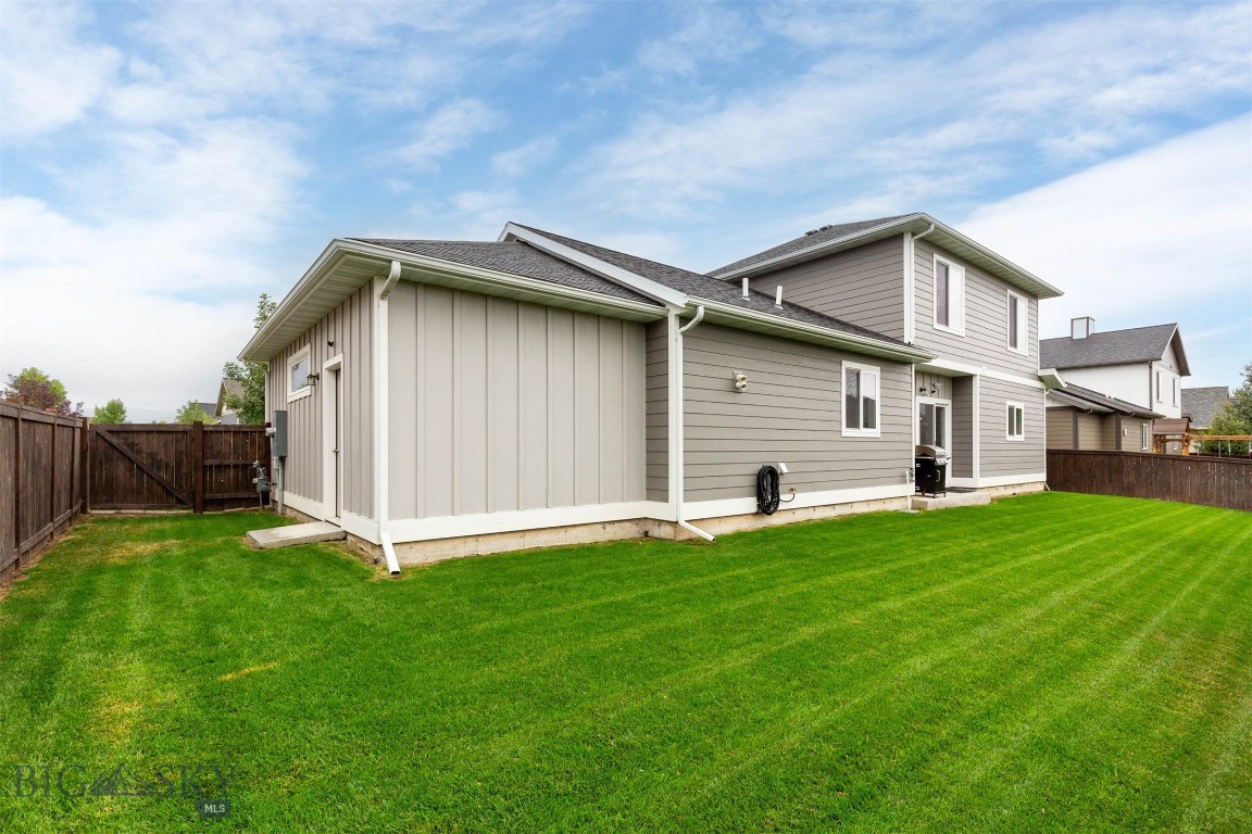 Falcon Hollow - Residential
