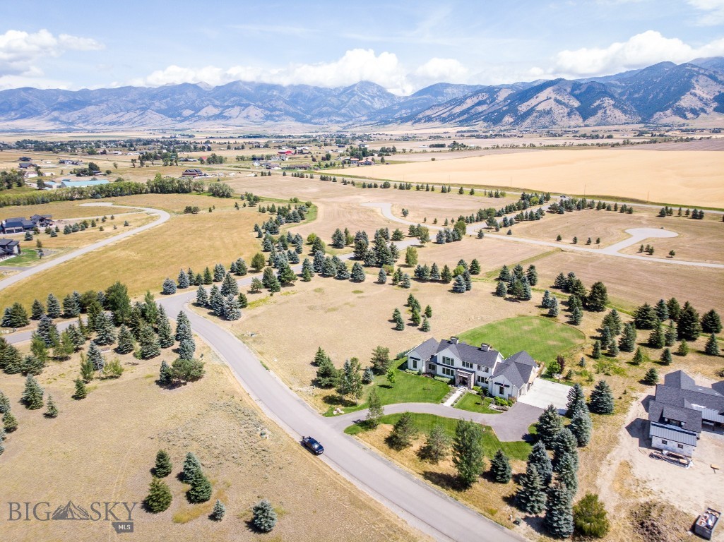 Bridger Lake Meadows - Land