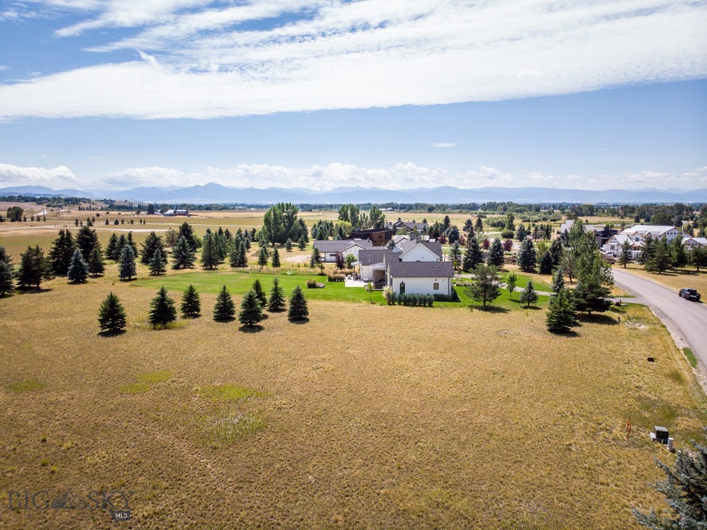 Bridger Lake Meadows - Land