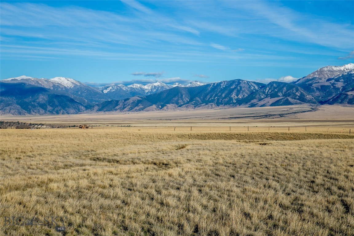 Pronghorn Meadows - Land