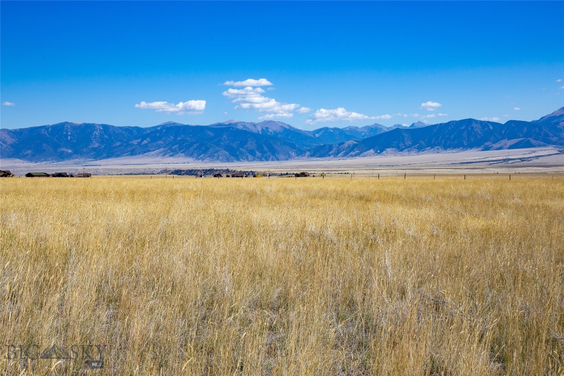 Pronghorn Meadows - Land