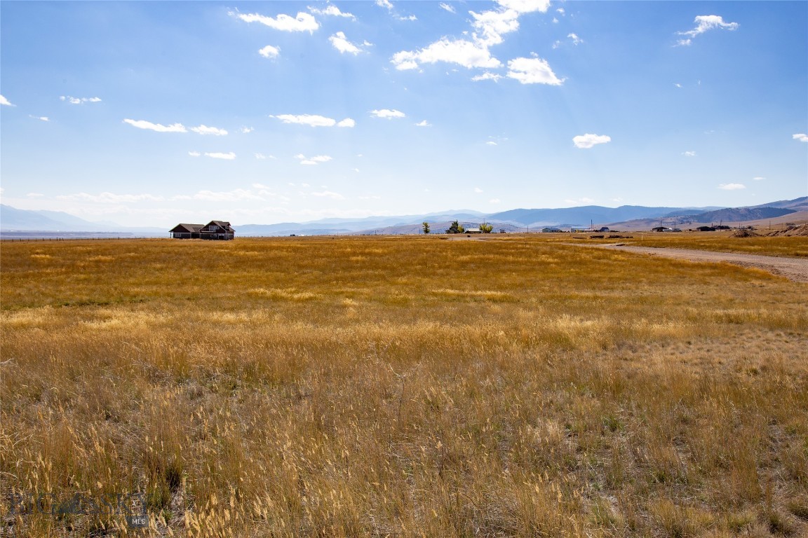 Pronghorn Meadows - Land