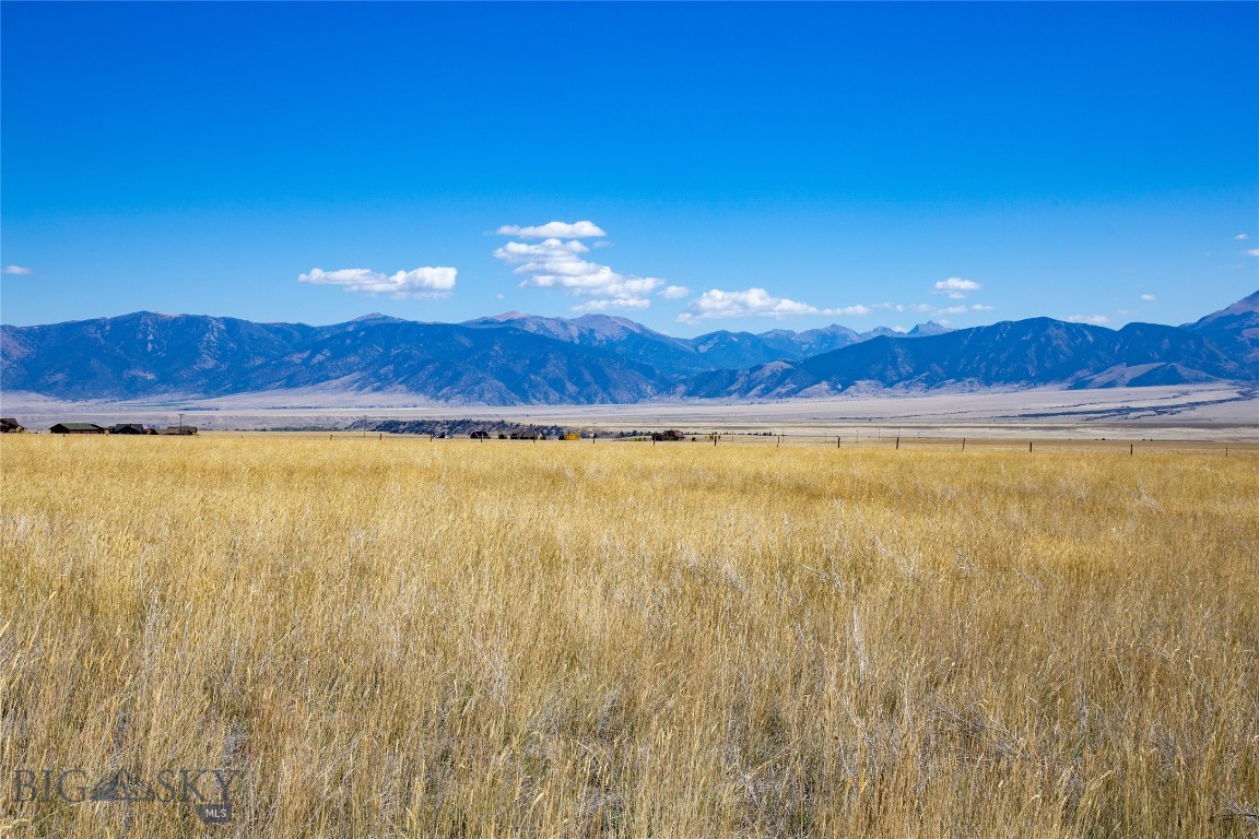 Pronghorn Meadows - Land