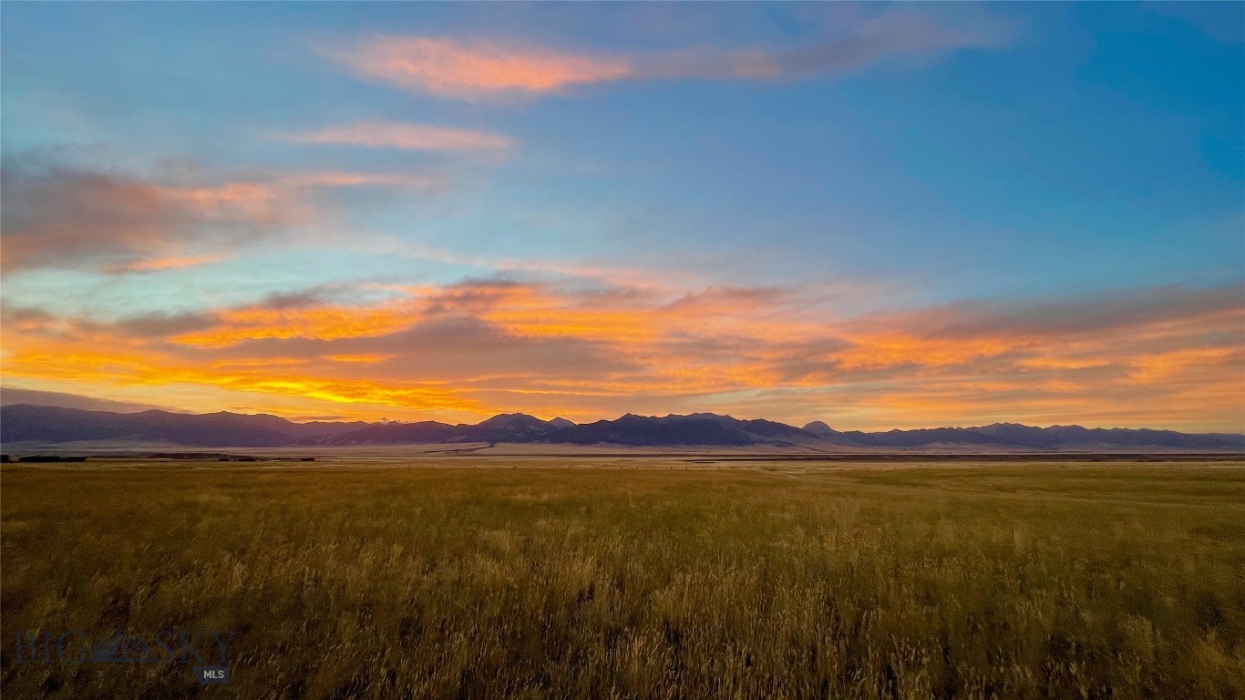 Pronghorn Meadows - Land