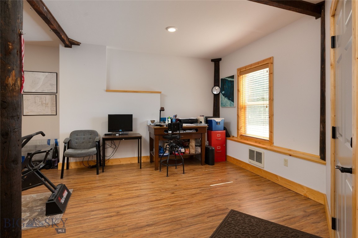 Quinn Creek Properties - Residential