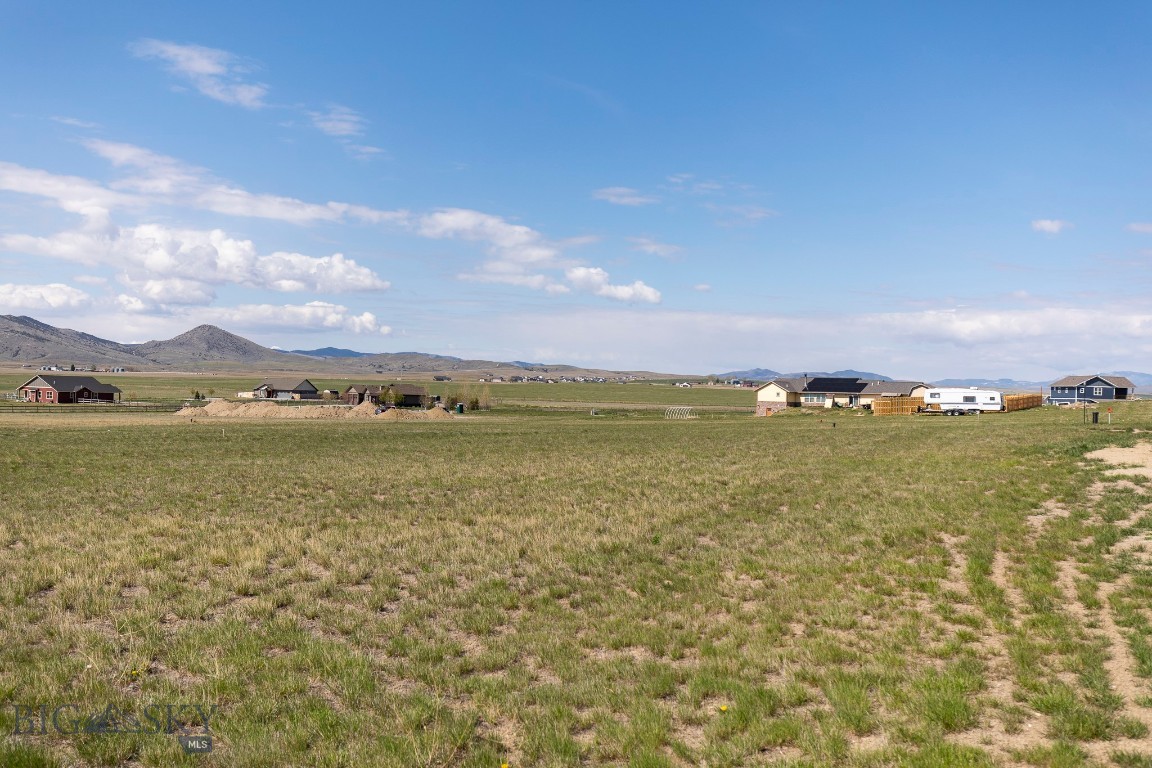 Wheatland Meadows - Residential