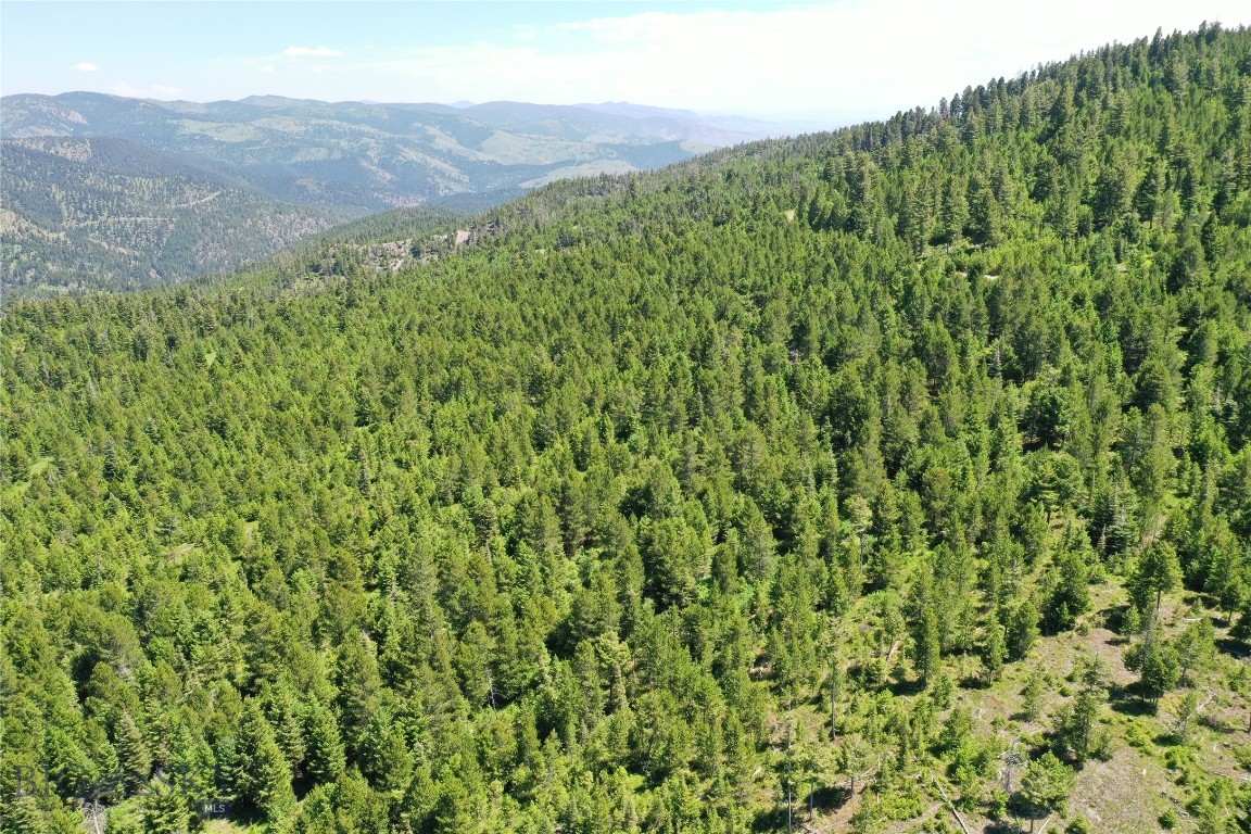 14 Garnet Range Tracts