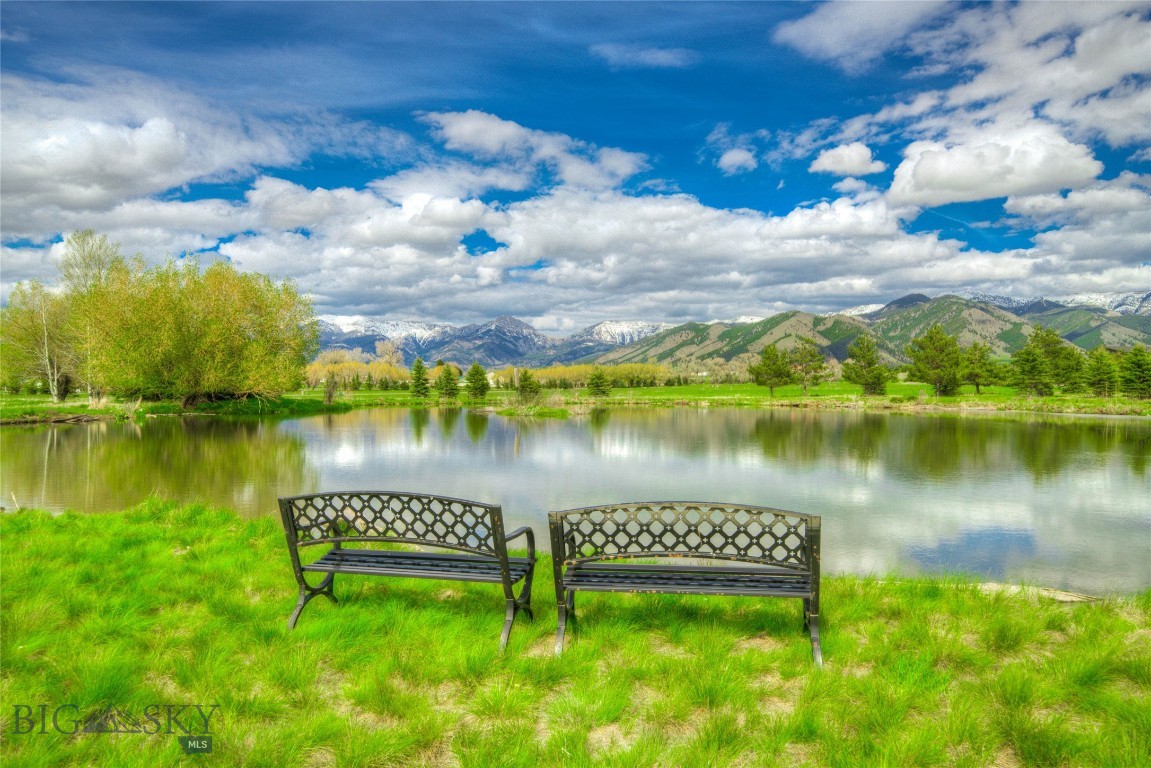 Bridger Lake Meadows - Land