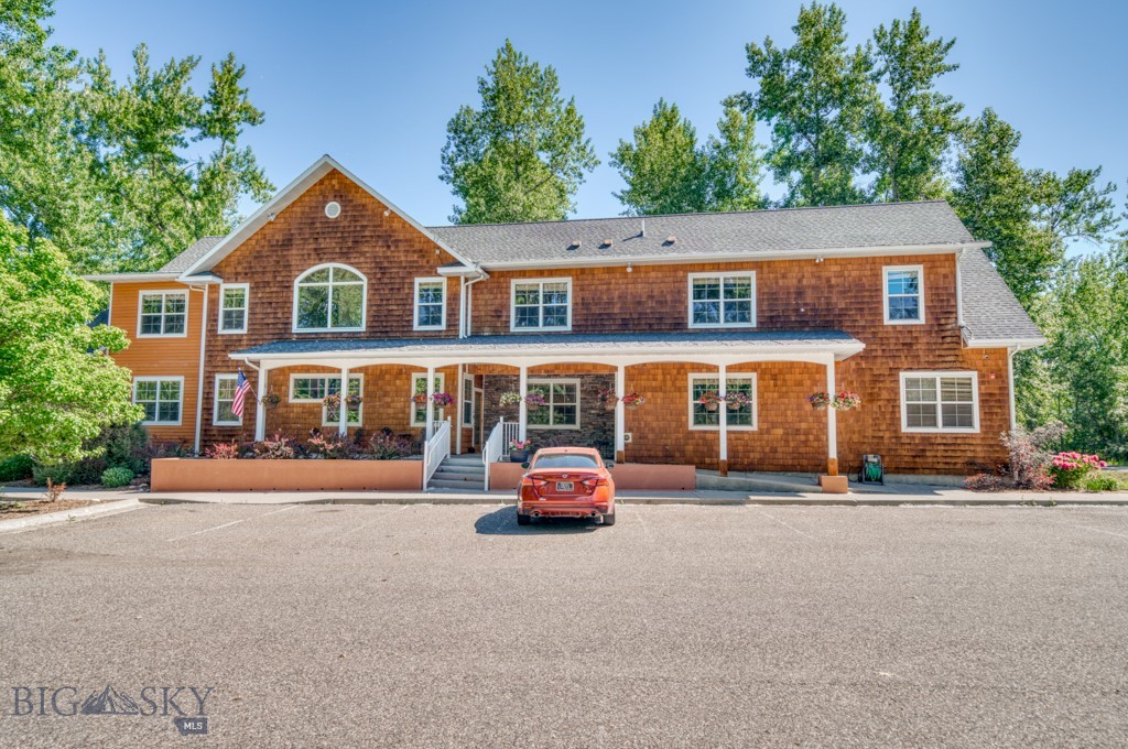 Galactic Park - Commercial Lease