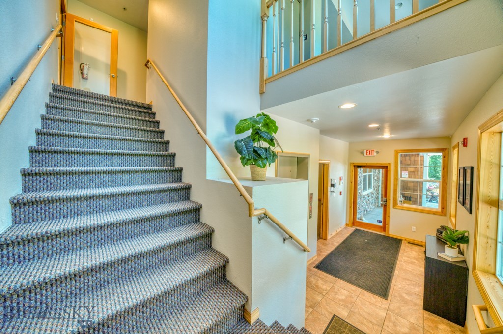 Galactic Park - Commercial Lease