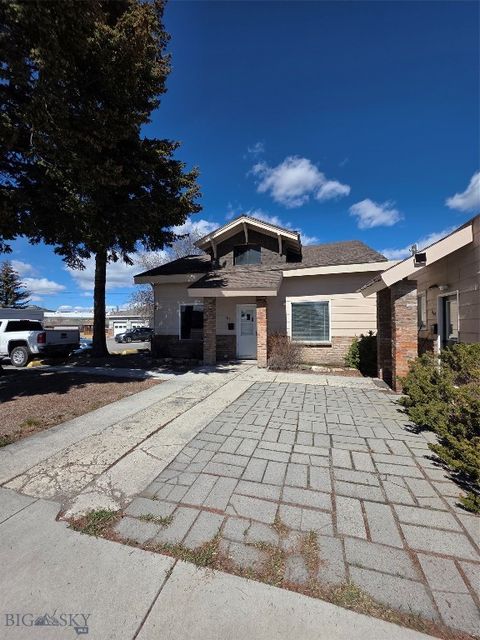 Photo of 1651 Grand Avenue, Butte, MT 59701 (MLS # 410231)