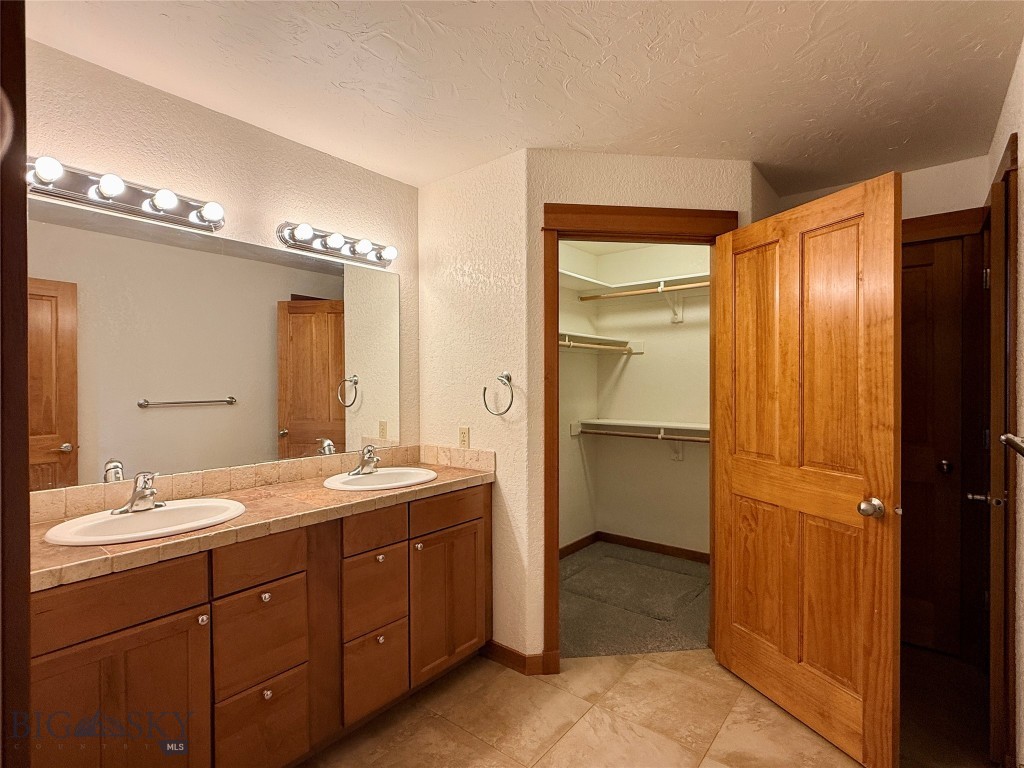 Laurel Glen - Residential