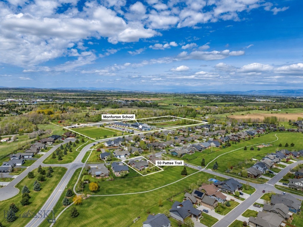 Middle Creek Parklands - Residential