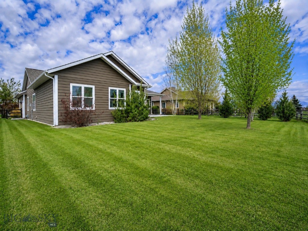 Middle Creek Parklands - Residential