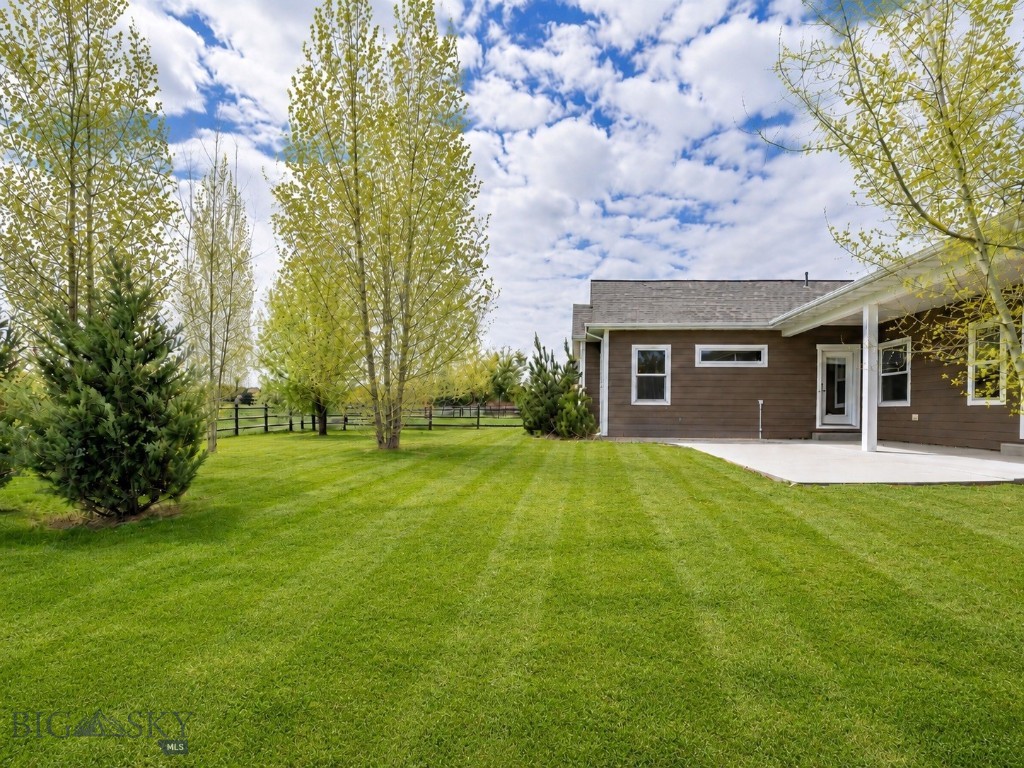 Middle Creek Parklands - Residential