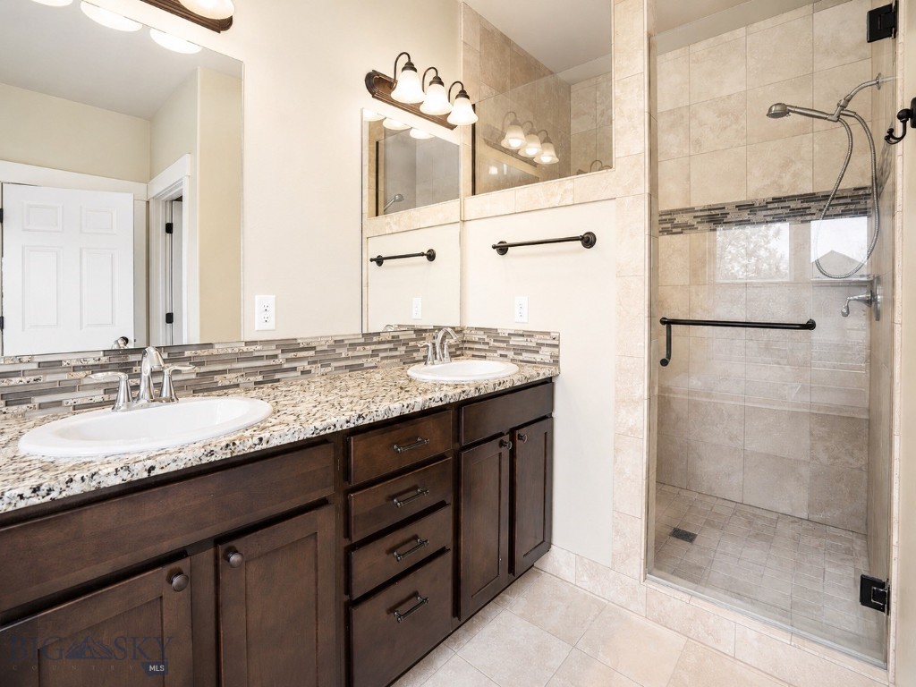 Middle Creek Parklands - Residential