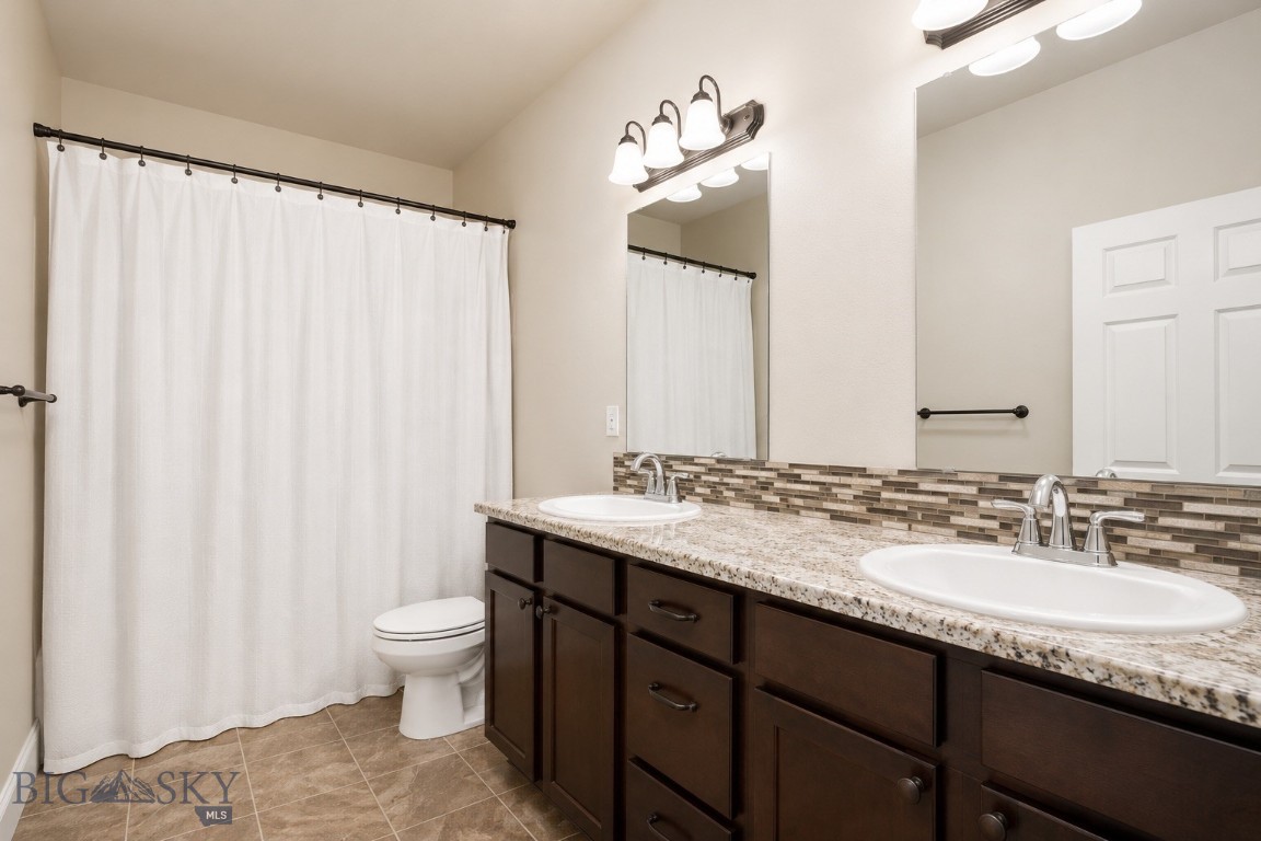 Middle Creek Parklands - Residential