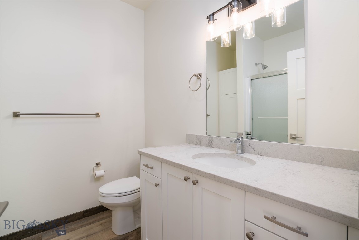 The Pines Condo - Residential