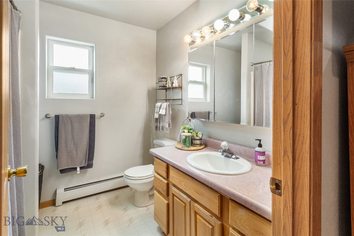 Butte, Montana 59701, United States, 4 Bedrooms Bedrooms, ,3 BathroomsBathrooms,Residential,Active,58277